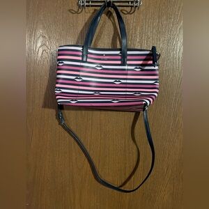 Kate Spade lips purse